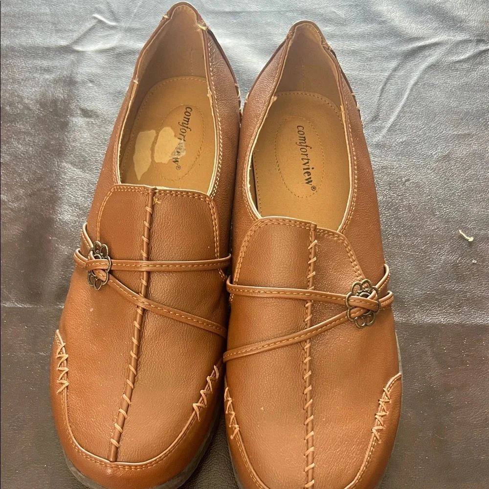 Comfortview‎ Brown Loafers with Stitch and Buckle Detail
